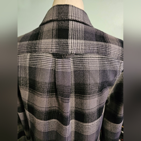 FREE ASSEMBLY Black And Gray Flannel Shirt Can Be Ues As a Light Jacket - Picture 4 of 7